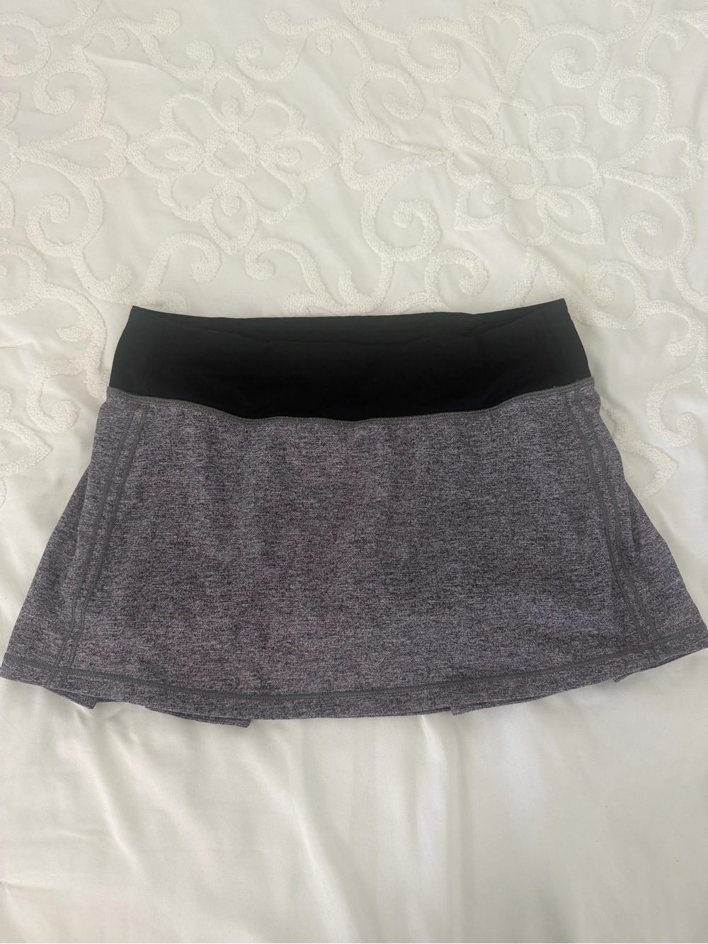 lululemon athletica Black Waistband Gray Heather Skater Skirt